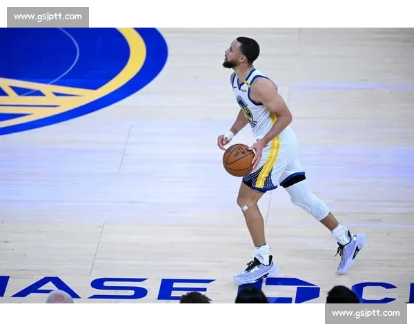 火箭队对决绿凯展开激烈较量 展现顶尖篮球实力与策略博弈